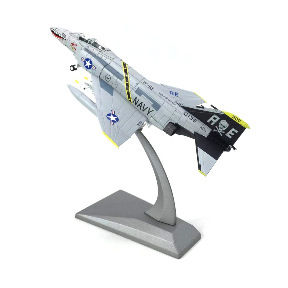 F-4,  1:100,  NU10007 - Military Aircraft - bbhobbymodels