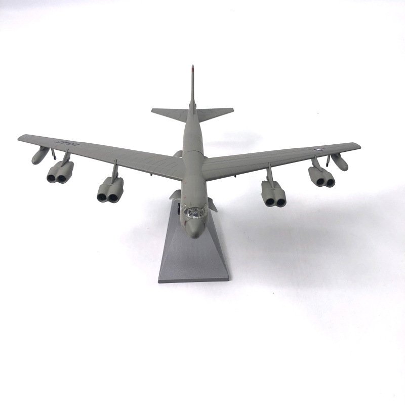 B-52,  1:200,  NU20002 – Militärflugzeuge – bbhobbymodels
