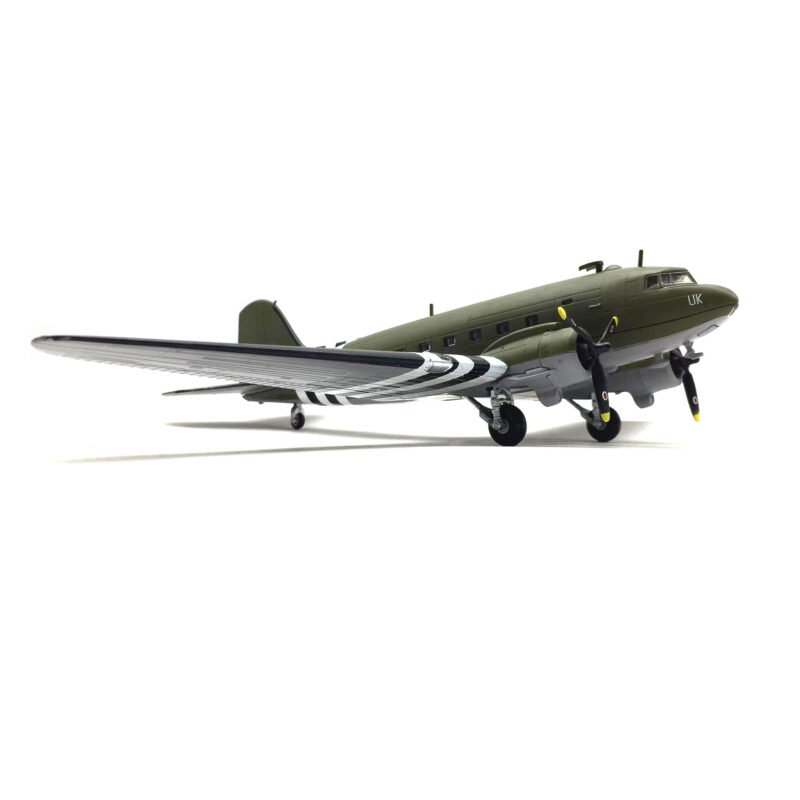 C-47 (Großbritannien),  1:00,  NU10018 – Militärflugzeuge – bbhob...