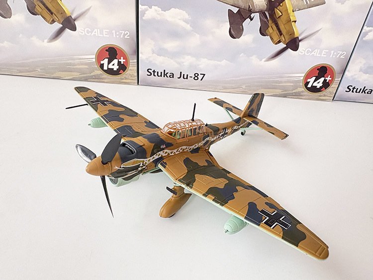 Ju-87,  1:72,  NS72028 - AMER - bbhobbymodels