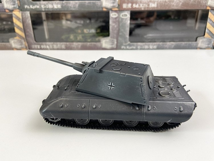 E-100,  1:72,  TRM008 – HotBlood Model – bbhobbymodels