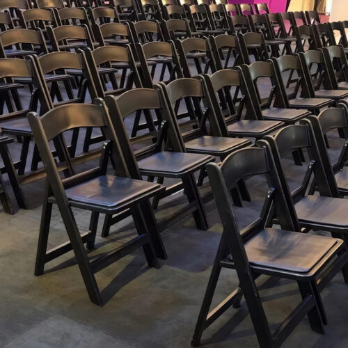 Heavy‑Duty Plastic Folding Dining Chair Padded Seat Stackable Foldable Side Chair for Event Party Banquet Home - Plastic...