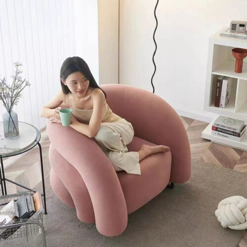 Sofa chair with a tiered, curved design - Living room chair - QONKA HOME