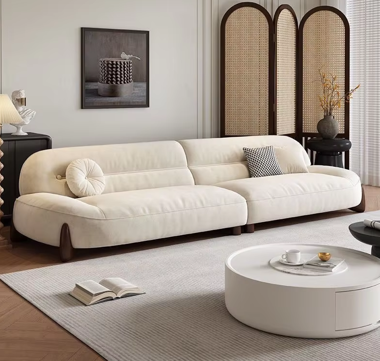 Minimalist Cream-Toned Cat-Scratch-Resistant Leather Sofa with Curved Design - Living room furniture - QONKA HOME