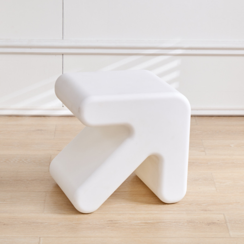 Cute Cartoon-Themed Children’s Arrow Stool - kids furniture - QONKA HOME
