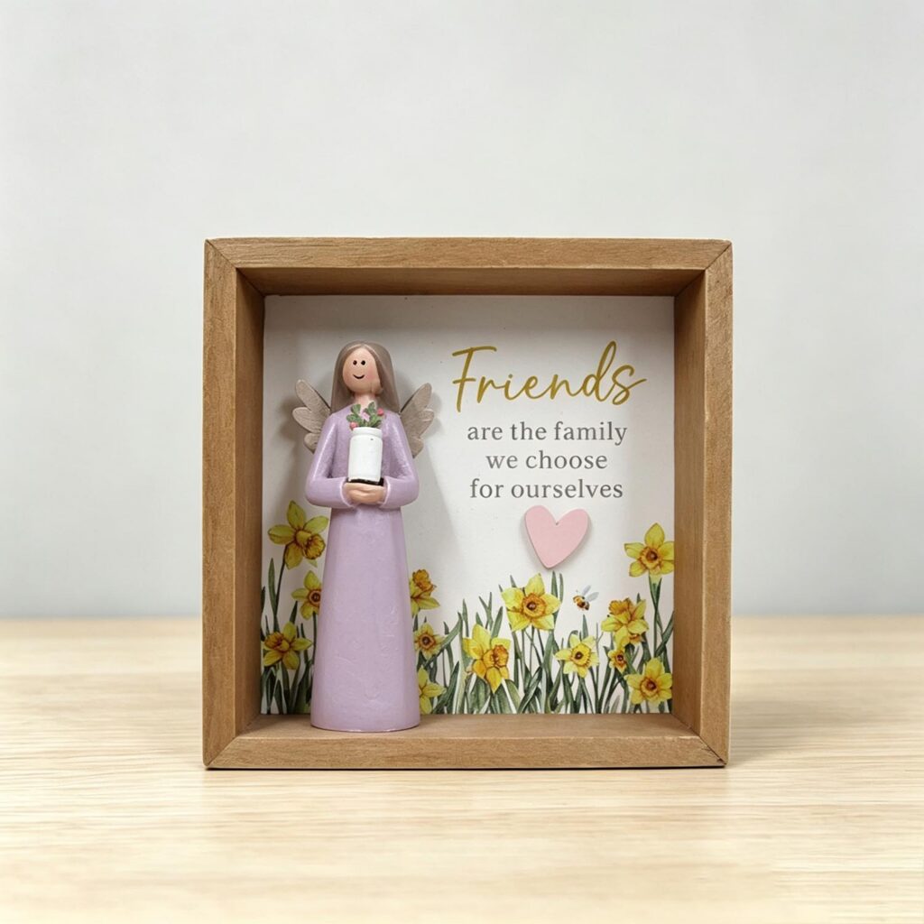 Wooden Ornament - Love & Friendship - life-deco.com