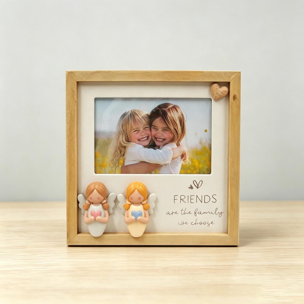 Wooden Photo Frame - Love & Friendship - life-deco.com