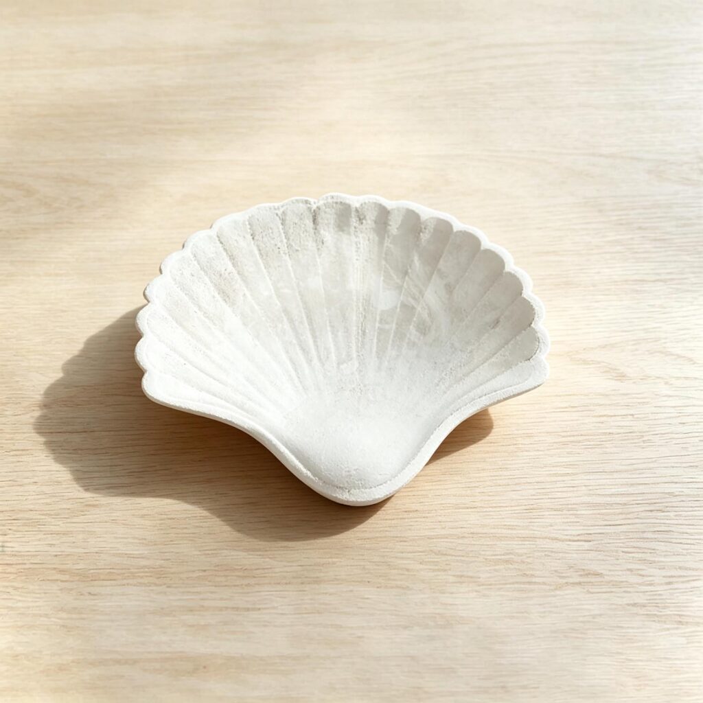 White Shell Shallow Dish - Coastal (Summer) - life-deco.com