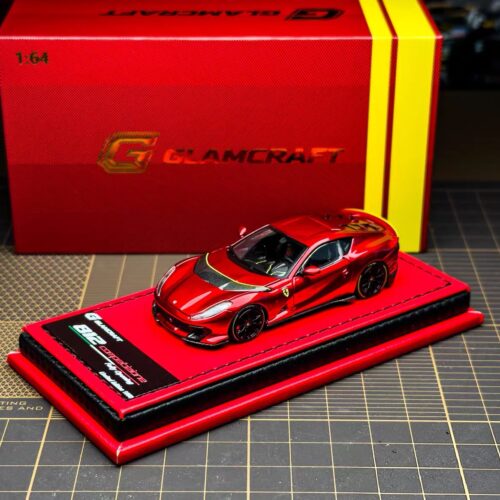GLAMCRAFT 1:64 812 Competizione die‑cast model full front view with display base