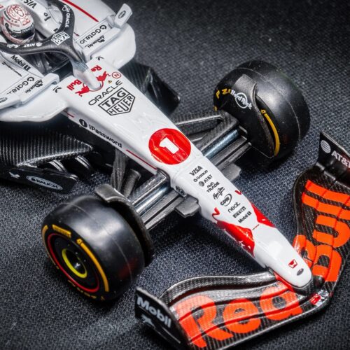 Bburago 1:43 RB21 racing replica front nose and aerodynamic part close‑up