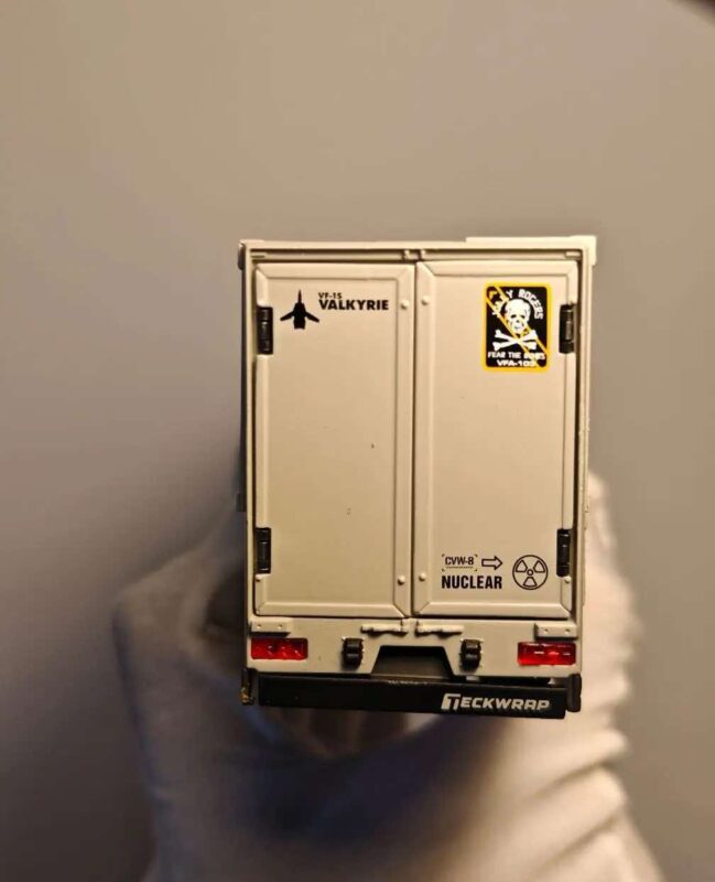 GCD 1‑64 Darwin Pro container truck rear door structure detail