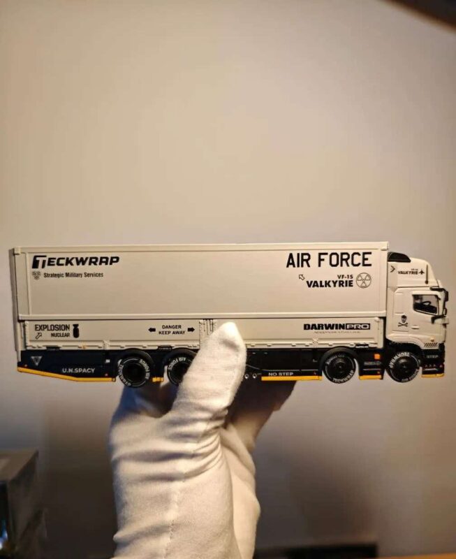 GCD 1‑64 Darwin Pro container truck die‑cast collectible model full view