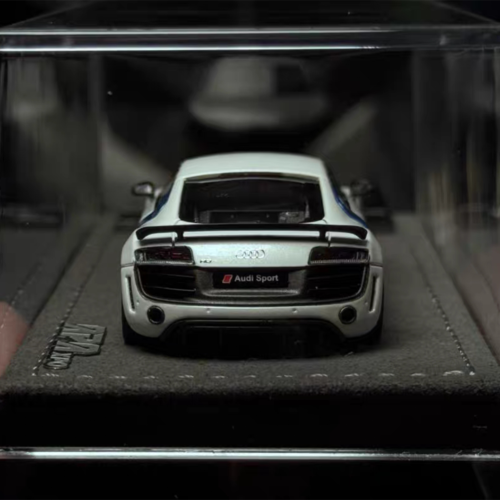 Rear view 1:64 GT‑style alloy mini car collectible