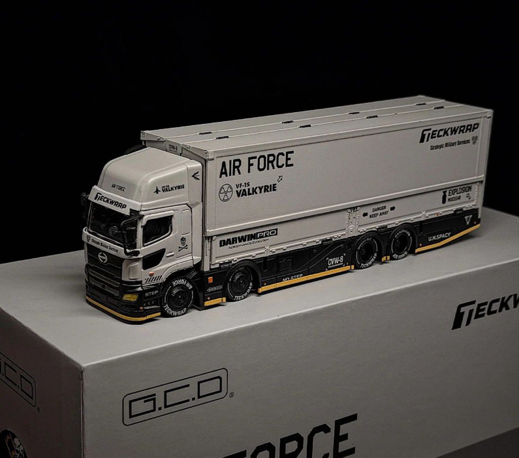GCD 1‑64 Darwin Pro container truck die‑cast collectible model full view